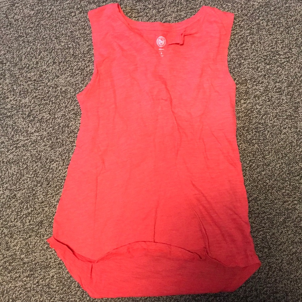 Pink tank top